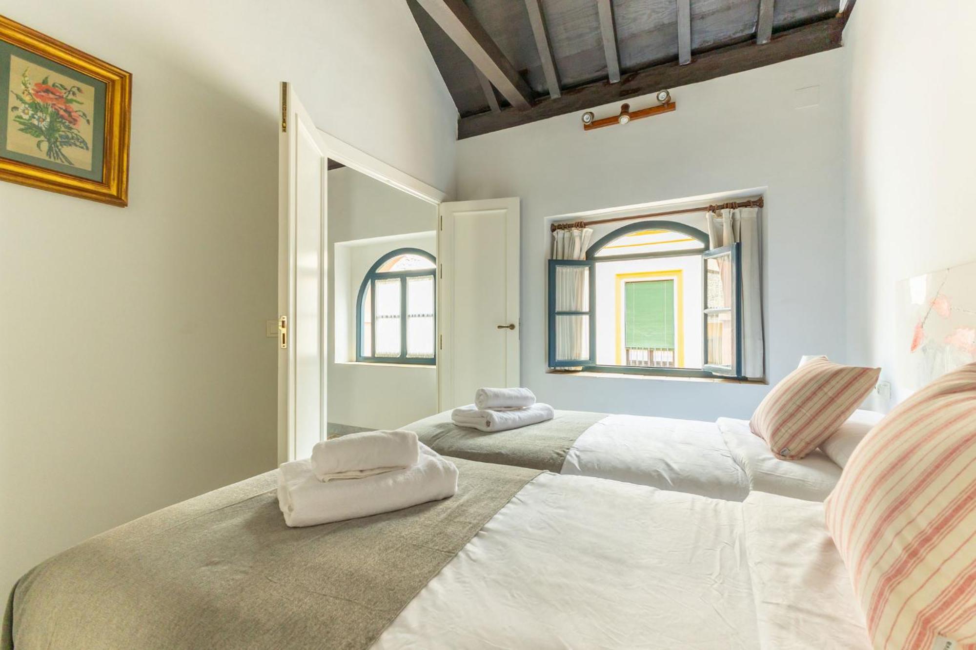 Villa Romana Kindly Apartment Seville Ngoại thất bức ảnh